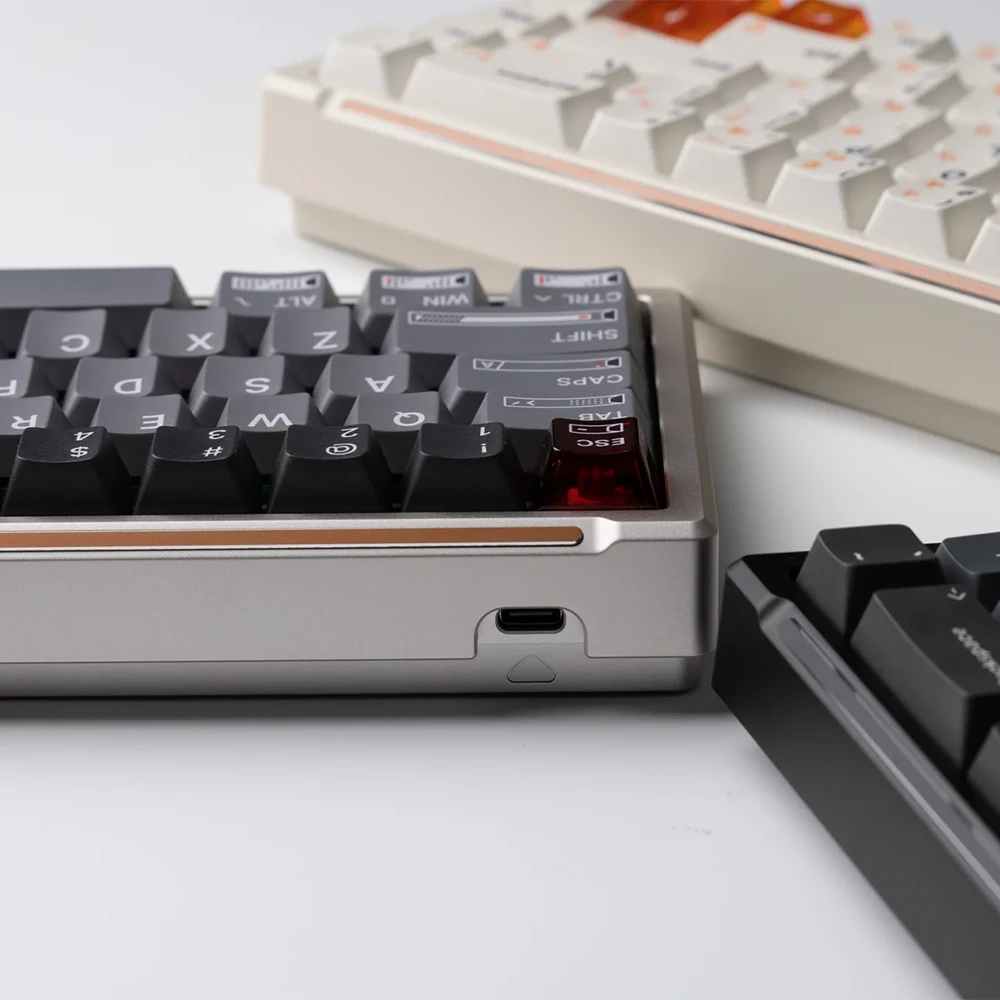 Professional / E-Milky White / Gateron Magnetic Jade Pro